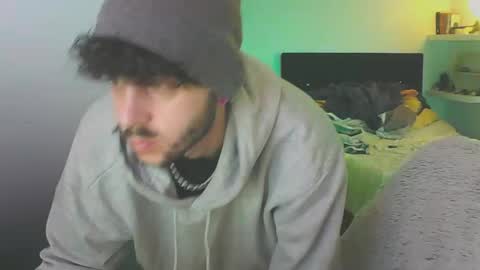 Snapshot of zedbooy chatting on December 11, 2024, 12:55 pm Zed online show from December 11, 2024, 12:55 pm