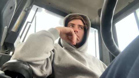 zeee420 online show from March 13, 2026, 12:45 pm