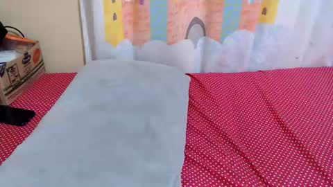 Snapshot of zeina_gen chatting on August 5, 2026, 7:22 am flabby online show from August 5, 2026, 7:22 am