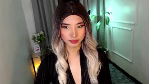Snapshot of zelainalovetocum chatting on January 29, 2025, 6:33 am zelainalovetocum online show from January 29, 2025, 6:33 am