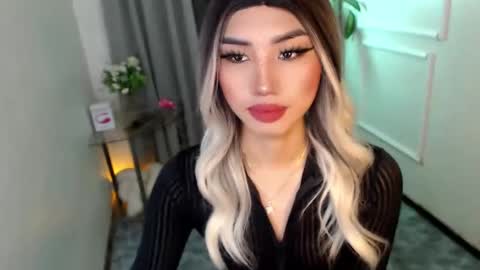 Snapshot of zelainalovetocum chatting on February 7, 2025, 2:29 am zelainalovetocum online show from February 7, 2025, 2:29 am
