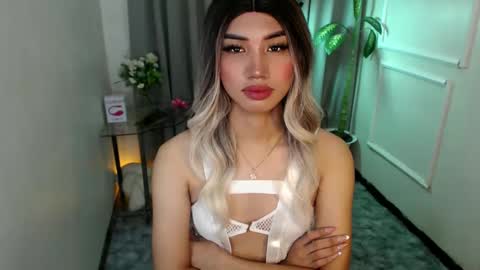 Snapshot of zelainalovetocum chatting on February 8, 2025, 1:11 am zelainalovetocum online show from February 8, 2025, 1:11 am