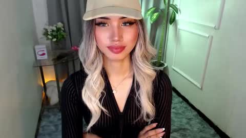 Snapshot of zelainalovetocum chatting on February 10, 2025, 4:08 am zelainalovetocum online show from February 10, 2025, 4:08 am