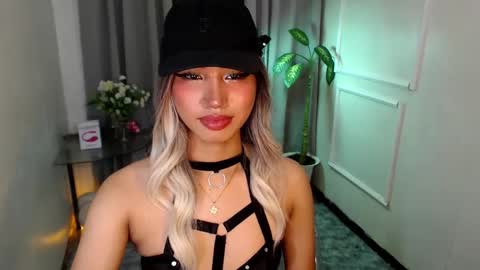 Snapshot of zelainalovetocum chatting on February 25, 2025, 7:03 pm zelainalovetocum online show from February 25, 2025, 7:03 pm