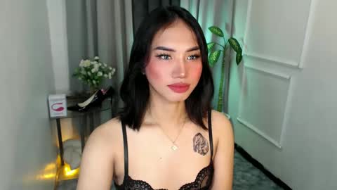 Snapshot of zelainalovetocum chatting on February 28, 2025, 11:25 am zelainalovetocum online show from February 28, 2025, 11:25 am
