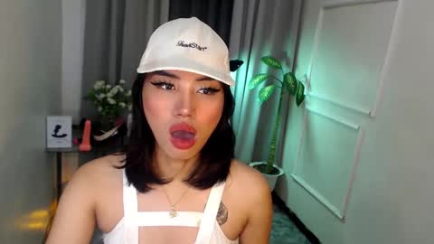 Snapshot of zelainalovetocum chatting on March 4, 2025, 2:32 pm zelainalovetocum online show from March 4, 2025, 2:32 pm