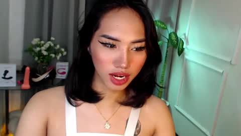 Snapshot of zelainalovetocum chatting on March 4, 2025, 5:34 pm zelainalovetocum online show from March 4, 2025, 5:34 pm
