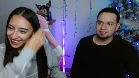 Zelda And Kuro online show from December 2, 2025, 11:23 pm