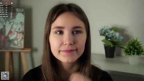 Snapshot of zeldaes chatting on October 7, 2025, 1:14 am Emilia online show from October 7, 2025, 1:14 am