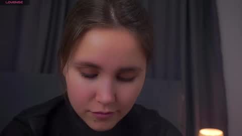 Emilia online show from January 7, 2026, 1:30 am