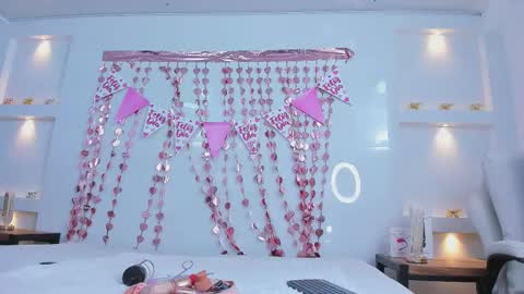 Snapshot of zenda_evans chatting on February 10, 2026, 3:54 am Zenda Evans online show from February 10, 2026, 3:54 am