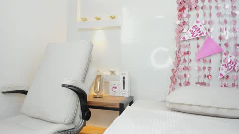 Snapshot of zenda_evans chatting on February 13, 2026, 4:08 am Zenda Evans online show from February 13, 2026, 4:08 am