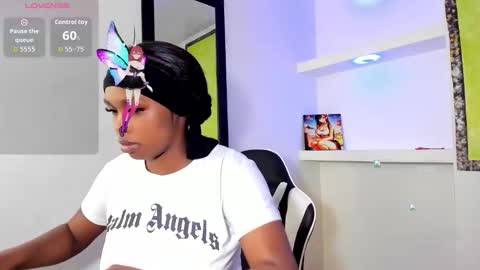 Snapshot of zendaya_wilson1 chatting on October 14, 2025, 4:24 am Zendaya Wilson online show from October 14, 2025, 4:24 am