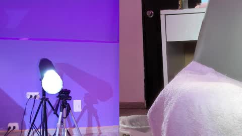 Zendaya online show from November 18, 2025, 7:18 pm