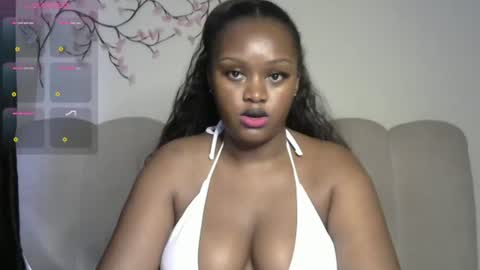 Snapshot of zendayah47 chatting on July 31, 2026, 10:25 am Caramel online show from July 31, 2026, 10:25 am