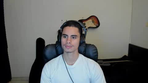 zenzhu online show from February 13, 2026, 2:07 am