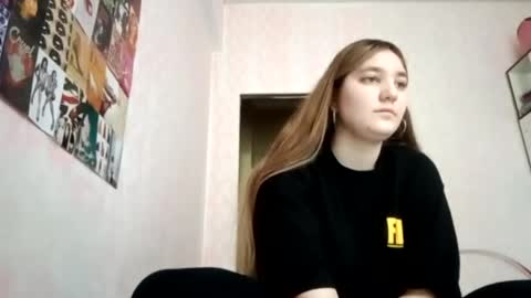 zeniabrossoit online show from May 11, 2026, 9:15 am