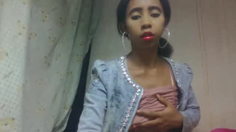 Snapshot of zeolineess chatting on October 3, 2025, 9:28 am zeolineess online show from October 3, 2025, 9:28 am