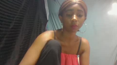 Snapshot of zeolineess chatting on October 25, 2025, 2:52 am zeolineess online show from October 25, 2025, 2:52 am