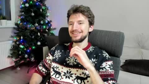 Snapshot of zepanl chatting on December 25, 2024, 7:46 am Andrew online show from December 25, 2024, 7:46 am