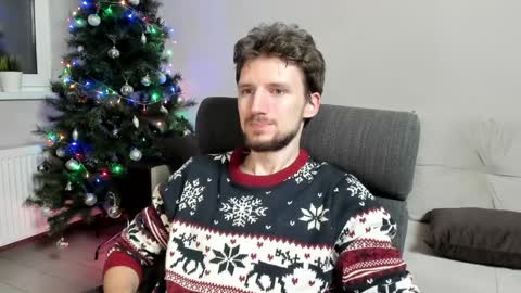 Snapshot of zepanl chatting on December 25, 2024, 7:45 pm Andrew online show from December 25, 2024, 7:45 pm