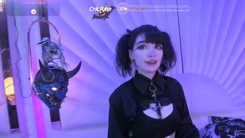 Snapshot of zephirah_abney chatting on December 17, 2024, 4:32 pm online show from December 17, 2024, 4:32 pm