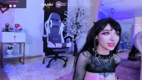 Snapshot of zephirah_abney chatting on February 16, 2025, 8:22 pm online show from February 16, 2025, 8:22 pm