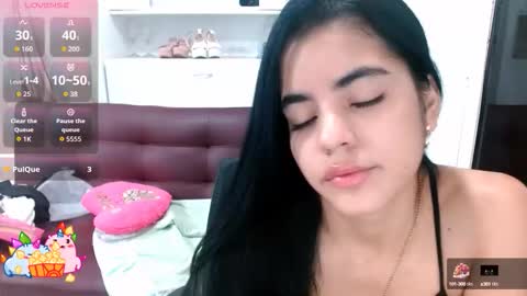 zephyro online show from October 10, 2025, 2:38 pm