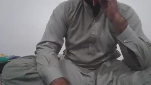 Snapshot of zes6363 chatting on October 29, 2025, 4:42 pm zes6363 online show from October 29, 2025, 4:42 pm