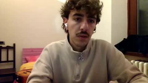 Snapshot of zeta214 chatting on January 7, 2026, 5:04 pm zeta214 online show from January 7, 2026, 5:04 pm