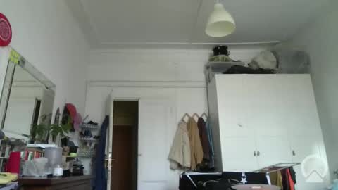 Snapshot of zeta214 chatting on May 8, 2026, 2:33 pm zeta214 online show from May 8, 2026, 2:33 pm