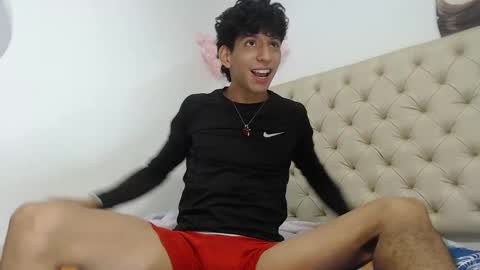 Snapshot of zetto_bigcum chatting on September 10, 2025, 2:50 pm zetto_bigcum online show from September 10, 2025, 2:50 pm