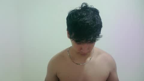 zeus_183 online show from March 20, 2026, 7:02 am