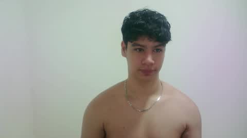 zeus_183 online show from April 28, 2026, 4:28 am