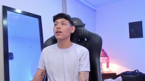 Snapshot of zeus_blaze chatting on September 18, 2025, 4:09 pm zeus_blaze online show from September 18, 2025, 4:09 pm