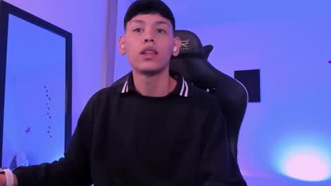 Snapshot of zeus_blaze chatting on September 26, 2025, 11:58 am zeus_blaze online show from September 26, 2025, 11:58 am