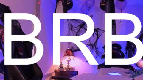 Snapshot of zeus_blaze chatting on October 14, 2025, 4:30 pm zeus_blaze online show from October 14, 2025, 4:30 pm