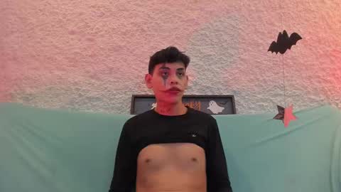 Snapshot of zeus_blaze chatting on October 25, 2025, 5:26 am zeus_blaze online show from October 25, 2025, 5:26 am