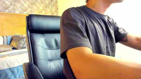 zeus online show from December 31, 2024, 5:11 am