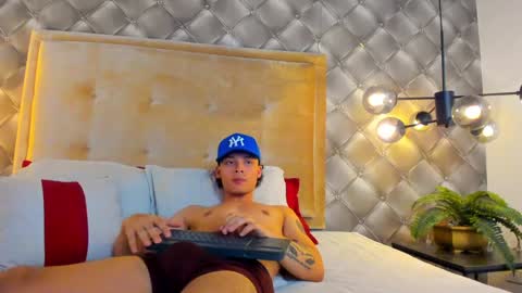 zeus online show from January 10, 2025, 10:04 pm