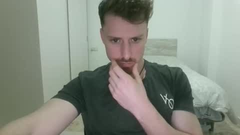 Snapshot of zeusoctavian chatting on March 2, 2026, 4:25 pm Zeus Octavian online show from March 2, 2026, 4:25 pm