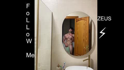 Snapshot of zeusoctavian chatting on March 4, 2026, 1:28 pm Zeus Octavian online show from March 4, 2026, 1:28 pm