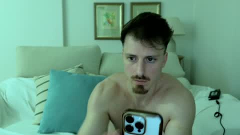 Snapshot of zeusoctavian chatting on April 3, 2026, 2:53 am Zeus Octavian online show from April 3, 2026, 2:53 am