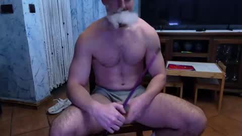 Snapshot of zeusoctavian chatting on April 8, 2026, 2:11 am Zeus Octavian online show from April 8, 2026, 2:11 am