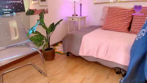 Snapshot of zhaavia chatting on January 7, 2025, 11:37 am Zhavia online show from January 7, 2025, 11:37 am