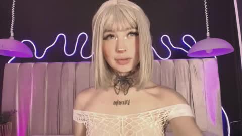 Snapshot of zhally_dee chatting on February 27, 2026, 7:58 pm zhally_dee online show from February 27, 2026, 7:58 pm