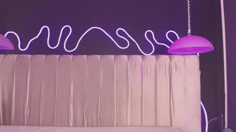 Snapshot of zhally_dee chatting on March 20, 2026, 7:52 pm zhally_dee online show from March 20, 2026, 7:52 pm