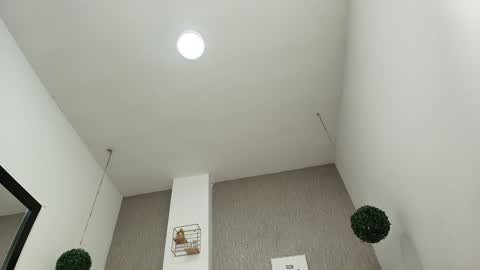 Snapshot of zhamira_21 chatting on January 17, 2025, 9:39 am ZHAMIRA  ANDRES online show from January 17, 2025, 9:39 am