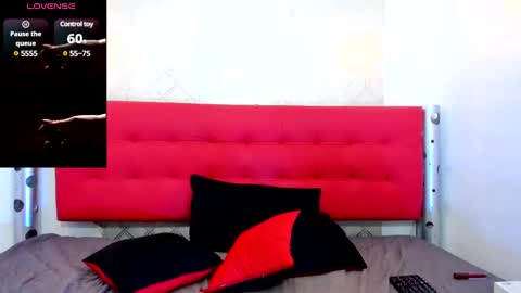 Snapshot of zhamira_21 chatting on March 12, 2025, 12:10 am ZHAMIRA  ANDRES online show from March 12, 2025, 12:10 am