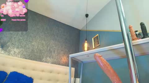 Snapshot of zhamira_21 chatting on October 22, 2025, 11:59 pm ZHAMIRA  ANDRES online show from October 22, 2025, 11:59 pm